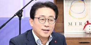 롯데쇼핑 20년 만에 롯데홈쇼핑 이사회 장악  김재겸 태광산업  족쇄  풀고 본업 키운다