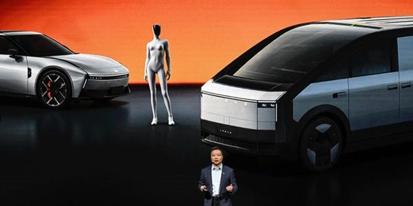 중국 샤오펑 전고체 배터리 탑재 휴머노이드 시제품 완성  올해 양산 준비 