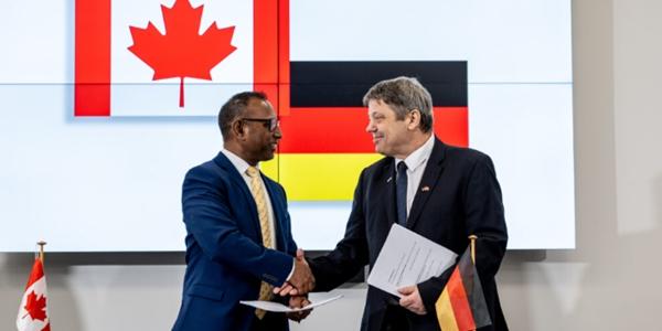 한화오션과 잠수함 수주 경쟁에 독일 TKMS 승부수  캐나다 우주항공 업체와 어뢰 생산 협력 