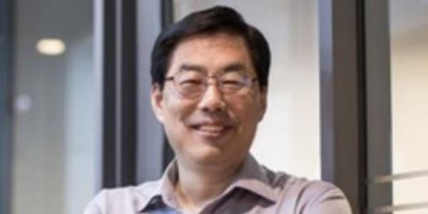 윤재춘 대웅 대표이사 부회장