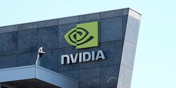 엔비디아 주가 13년 만에 S P500 평균치로 저평가   일생일대의 매수 기회 