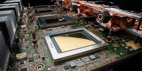 구글  터보퀀트 로 메모리 의존 낮추기 멀었다  새 AI 반도체에 HBM 용량 대폭 늘려