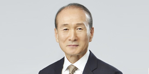 허인철 오리온홀딩스 대표이사 겸 오리온 부회장