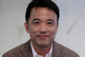 방준혁, 넷마블게임즈와 엔씨소프트 시너지 언제 거두나