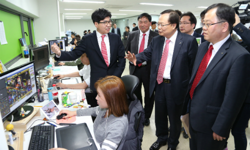 [Who Is ?] 김가람 더블유게임즈 대표이사 사장