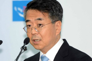 법무부 감찰위, '돈봉투 만찬' 이영렬 안태근 면직 결정