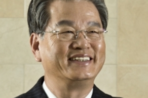 반도건설 아이에스동서 성장, 권홍사 권혁운 '형님 먼저 아우 먼저'