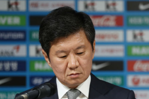 정몽규 "한국축구 부진, 이유 막론하고 죄송"