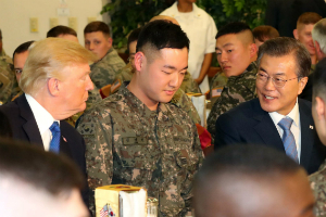 트럼프 방한 첫 일성, “통상 논의가 미국 일자리 창출로 이어질 것" 