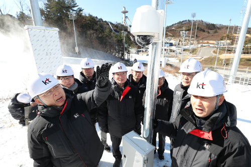 황창규 평창동계올림픽 현장 찾아, "KT 5G 기술 알리는 무대"  