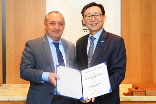 우즈베키스탄 대통령 한국 방문, 공공기관들 앞다퉈 협력 추진 