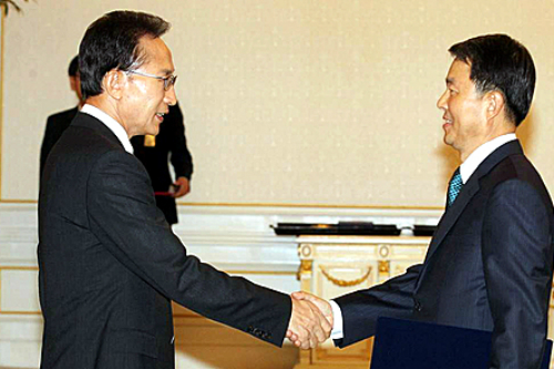 [Who Is ?] 이진성 헌법재판소장 