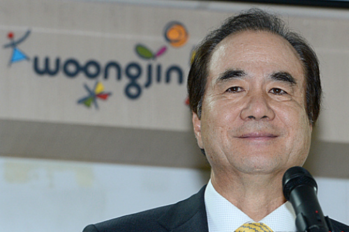 <a href='https://www.businesspost.co.kr/BP?command=article_view&num=287128' class='human_link' style='text-decoration:underline' target='_blank'>윤석금</a>, 코웨이 되찾을 만큼 웅진그룹 자금동원력 갖추었나 