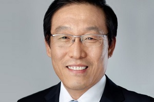 <a href='https://www.businesspost.co.kr/BP?command=article_view&num=214003' class='human_link' style='text-decoration:underline' target='_blank'>김기남</a>, 삼성전자 주식 90억어치 보유해 전문경영인 주식부호 2위
