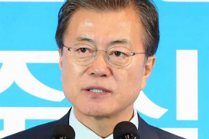 문재인 지지율 64%로 두 주째 하락, 남북단일팀 구성 여파 