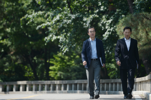 [Who Is ?] 조명균 통일부 장관