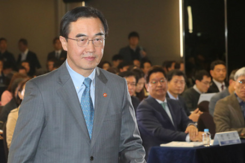 [Who Is ?] 조명균 통일부 장관