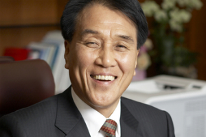 BNK금융지주 주가 상승여력 갖춰, 이자수익 늘어 순이익 증가세 