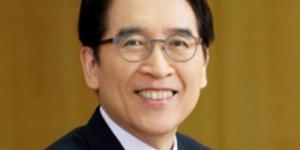 신창재, 2대주주 불만 달랠 교보생명 기업공개 언제 하나