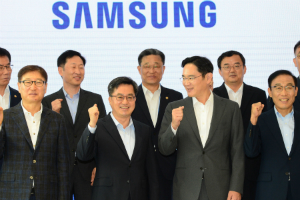 [오늘Who] <a href='https://www.businesspost.co.kr/BP?command=article_view&num=364443' class='human_link' style='text-decoration:underline' target='_blank'>고한승</a>, 삼성 바이오사업 대표주자로 <a href='https://www.businesspost.co.kr/BP?command=article_view&num=401320' class='human_link' style='text-decoration:underline' target='_blank'>이재용</a> 곁에 서다 