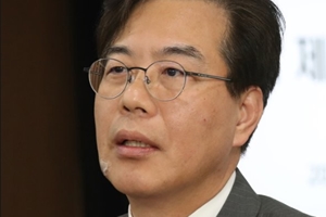 기획재정부 30년 송언석, 한국당에서 문재인 경제정책에 날 세워 