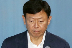 롯데지주 롯데케미칼 롯데쇼핑 주가 약세, 신동빈 공백 장기화 우려 