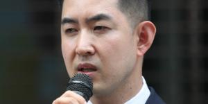 대한항공 4번째 노동조합 지부장에 박창진 당선