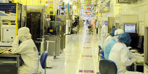 SK텔레콤, SK그룹의 중국사업 고려해 화웨이 5G장비 도입할까