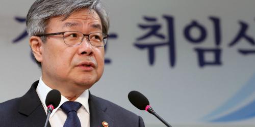 이재갑, 고용부 장관 취임식에서 “일자리정책 속도 내 고용 개선”