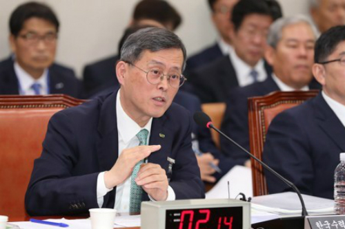 [오늘Who] 정재훈, 한수원의 '원전 수출 주도권' 의지에서 한발 후퇴 