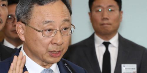 [오늘Who] 황창규, 국감에서 KT 향한 의원들의 예봉 무난히 넘기다 