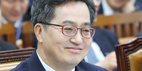 김동연, 퇴임하면 김진표 행보 따라갈까 이헌재 길 걸어갈까 