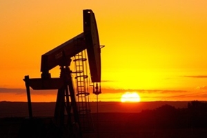 국제유가 떨어져, 미국 석유제품 재고 예상보다 크게 늘어 