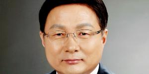 [오늘Who] 김형근, 법인카드 유용의혹에 내부 비리까지 총체적 난국