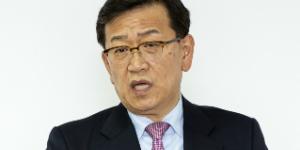 검찰, 전 청와대 특감반원 김태우를 3일 참고인으로 불러 조사 