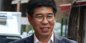 백원우 “울산시장 비위첩보 전달은 단순 행정처리, 검찰 의도 의심돼”