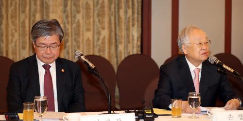 이재갑, 손경식 만나 “기업이 일자리 만드는 데 고용부는 최대 지원