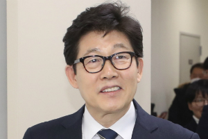 환경부, 고농도 초미세먼지에 대응해 4단계 위기경보체계 마련