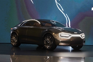카림 하비브, 기아차 새 디자인 '호랑이 마스크'로 제2 도약 이끈다