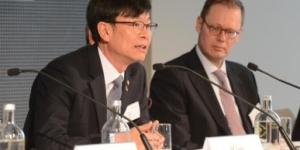 김상조 “재벌기업은 한국경제의 성장동력이자 리스크”