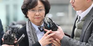 김은경 '환경부 블랙리스트' 영장실질심사, “재판부에 설명”