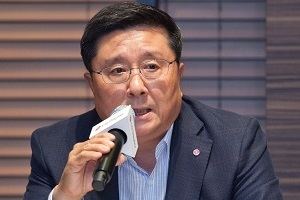 LG디스플레이 목표주가 높아져, 올레드로 LCD 부진 만회