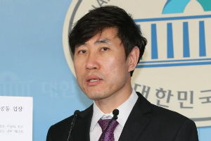 하태경 "김관영은 합당불가 당론 채택하고 원내대표 사퇴해야"