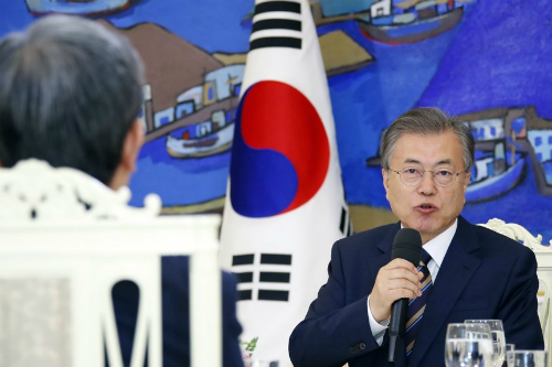 문재인 “한국 미국의 공조 덕에 한반도 비핵화와 대화기조 유지”