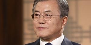 문재인, 대북 식량지원 포함 안보 관련해 여야 지도부에 회동 제의