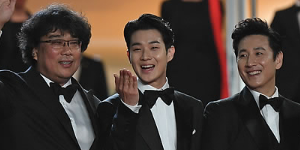 게임주 혼조, 바른손이앤에이 네오위즈 급등하고 SNK NHN 내려  