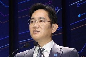 이재용, 삼성전자 '오너경영인'답게 결정하고 책임지는 과정 밟고 있나