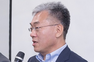 [오늘Who] 강인엽, 삼성전자의 인텔 통신반도체 인수 추진할까