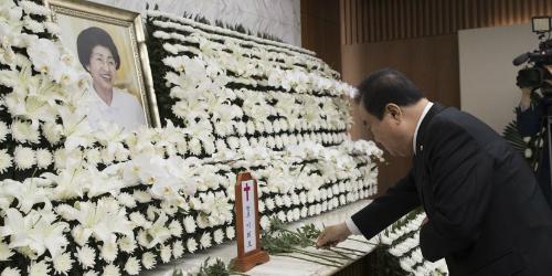 이희호 김대중평화센터 이사장 장례식 첫 날 추모발길 이어져
