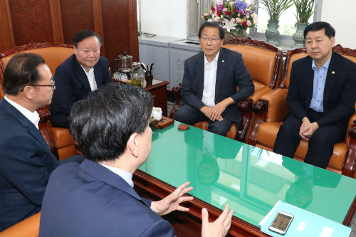 여당과 야당, 추경예산안 19일까지 의결하기로 잠정 합의